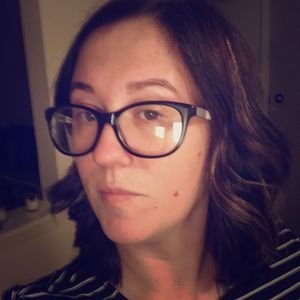 Meet your Posher, Stephanie